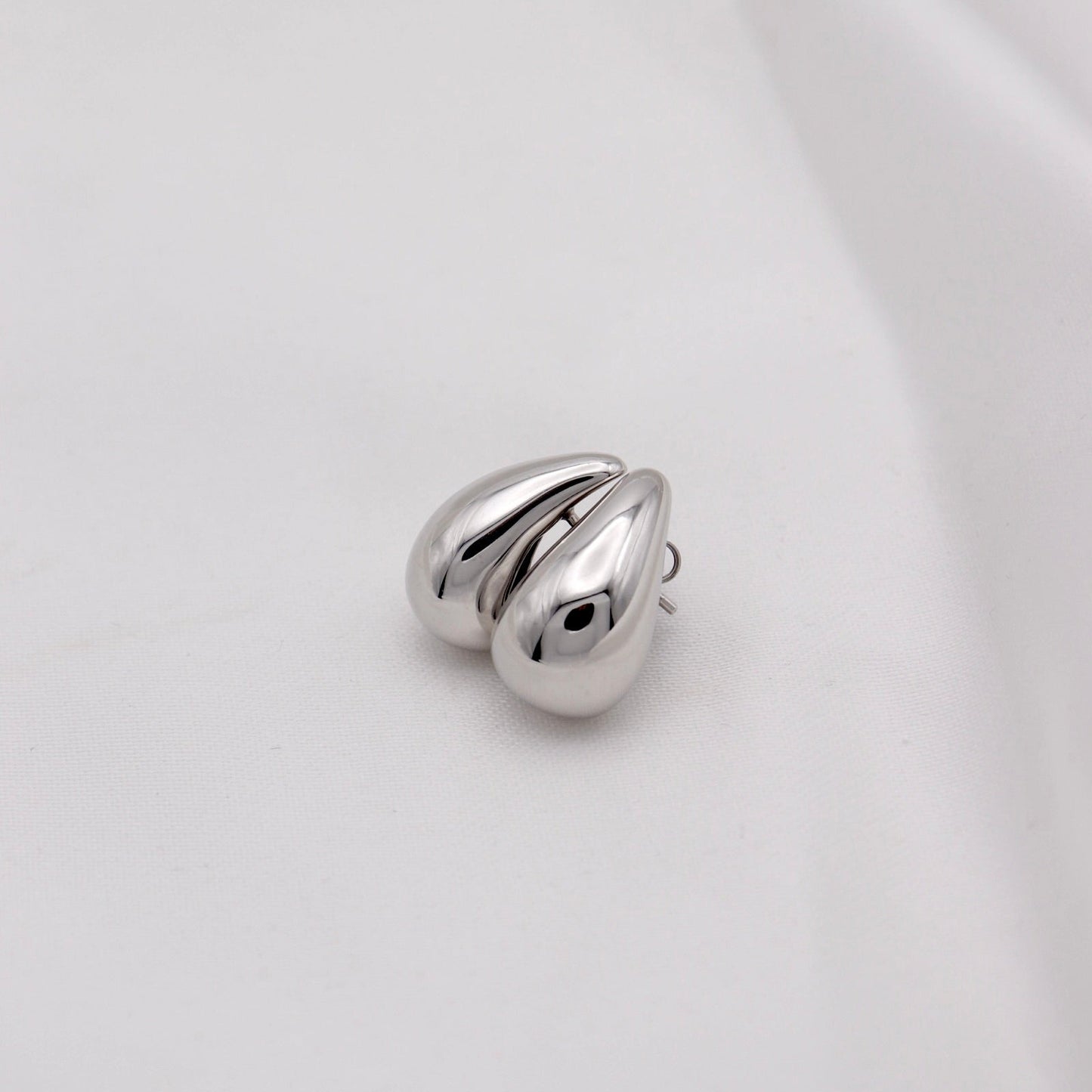 Pendientes de plata colección Gota tamaño mediano color plateado