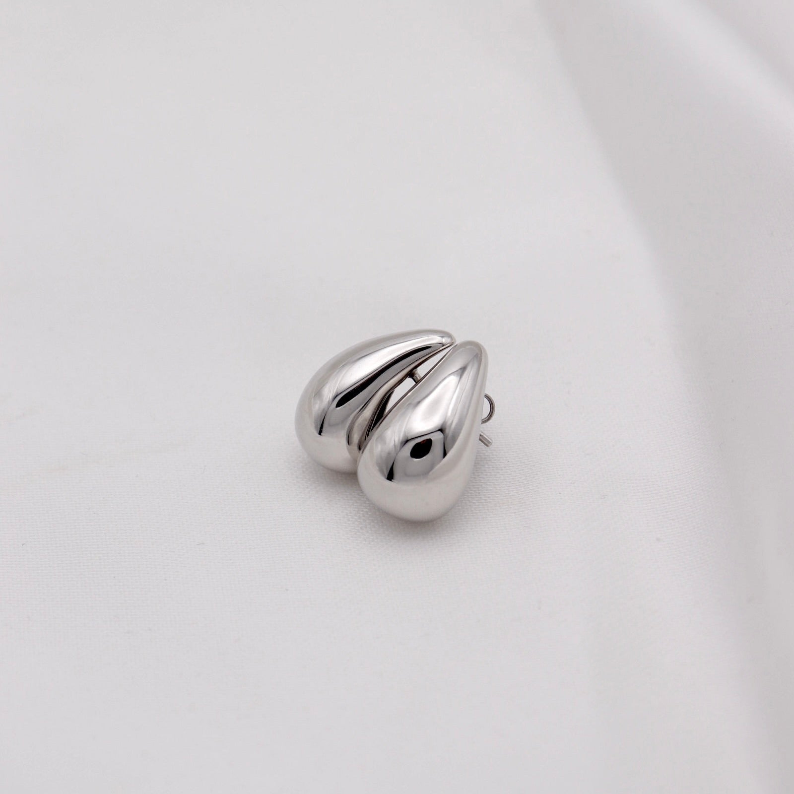 Pendientes de plata colección Gota tamaño mediano color plateado